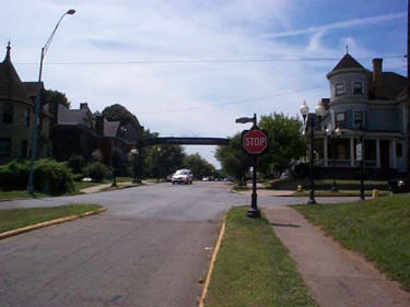 North Fourth Street Arch from Rt. 7 exit going south onto Fourth St